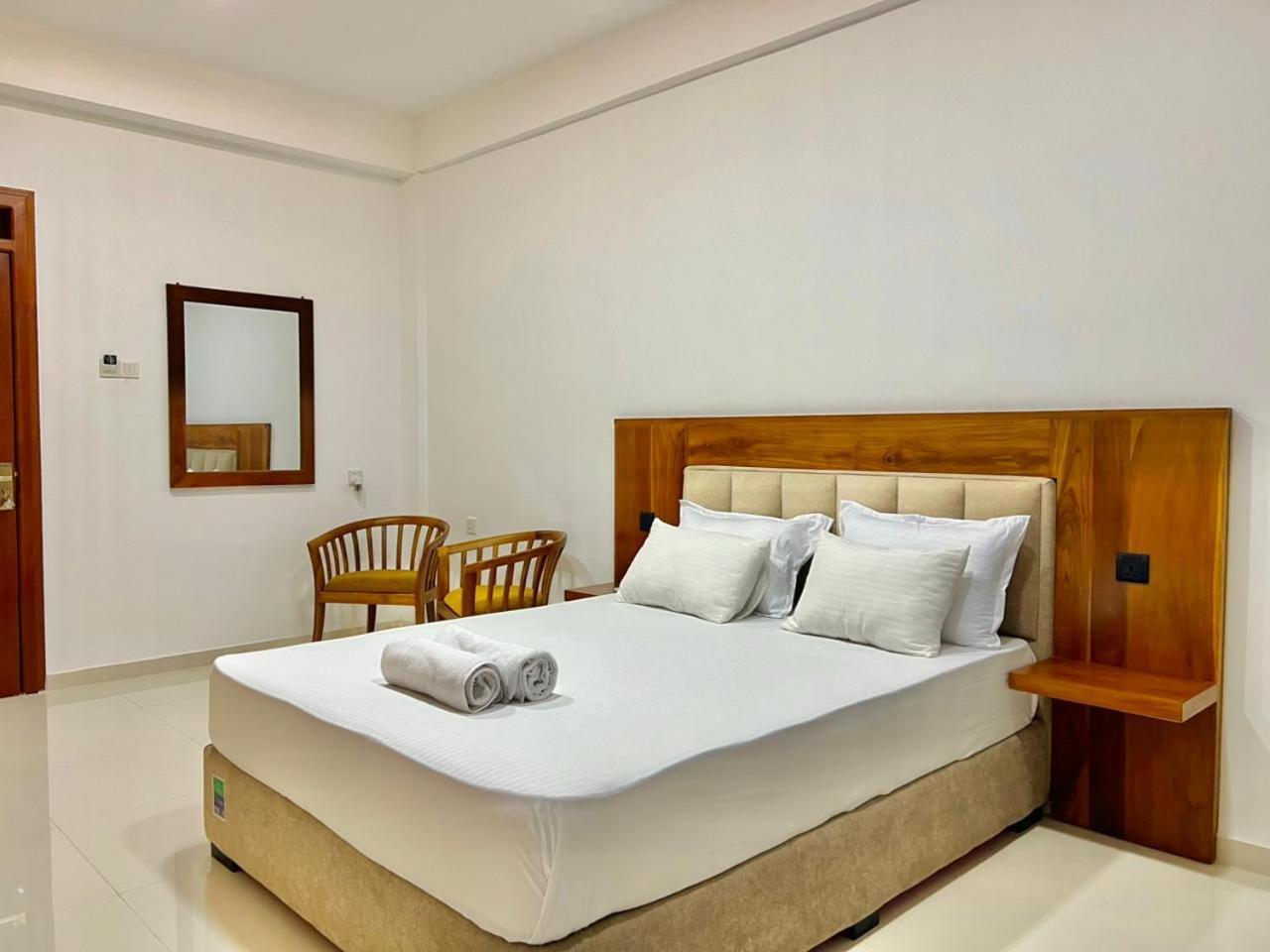 Easy Stay Kandy Exteriör bild